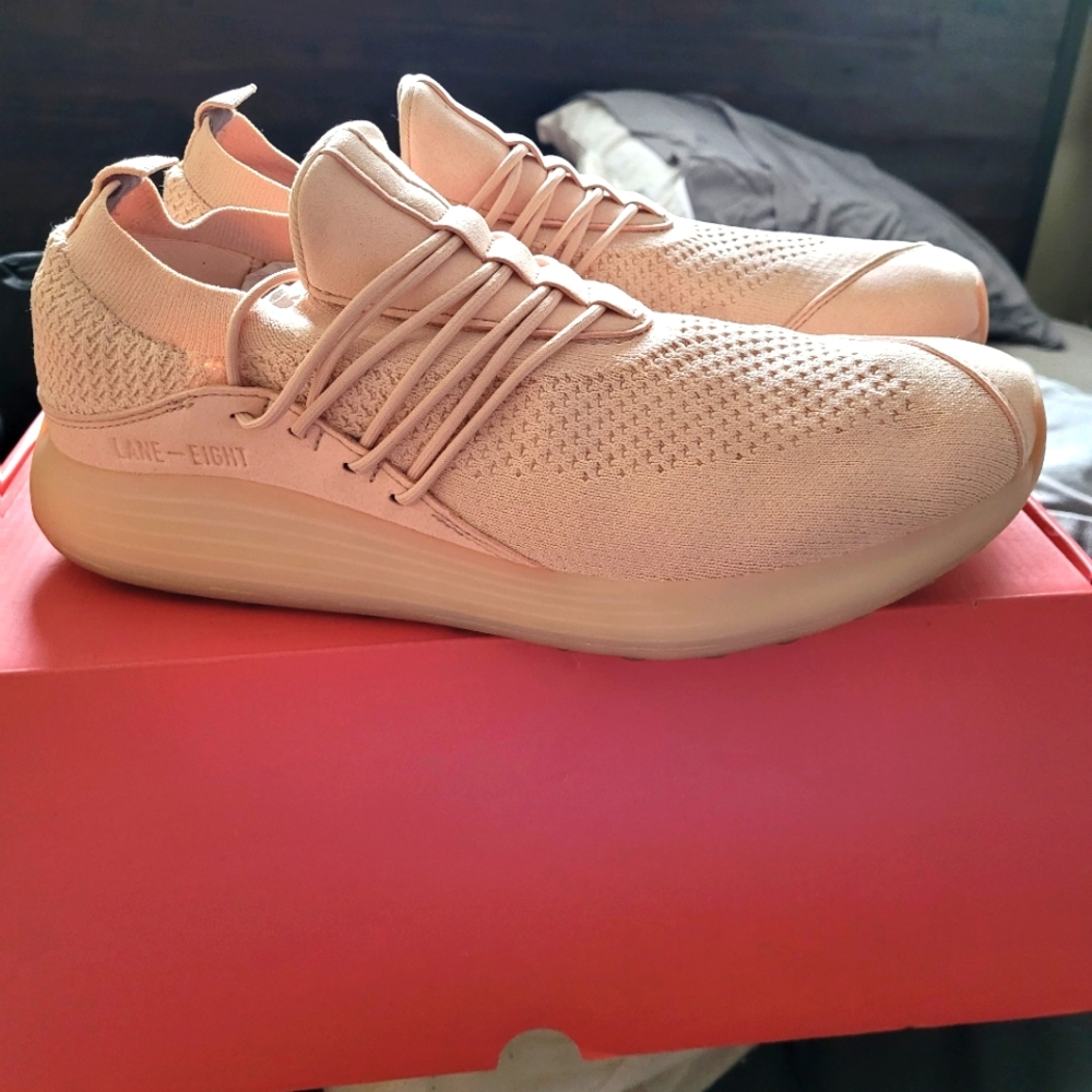 Lane Eight Tennis Shoes